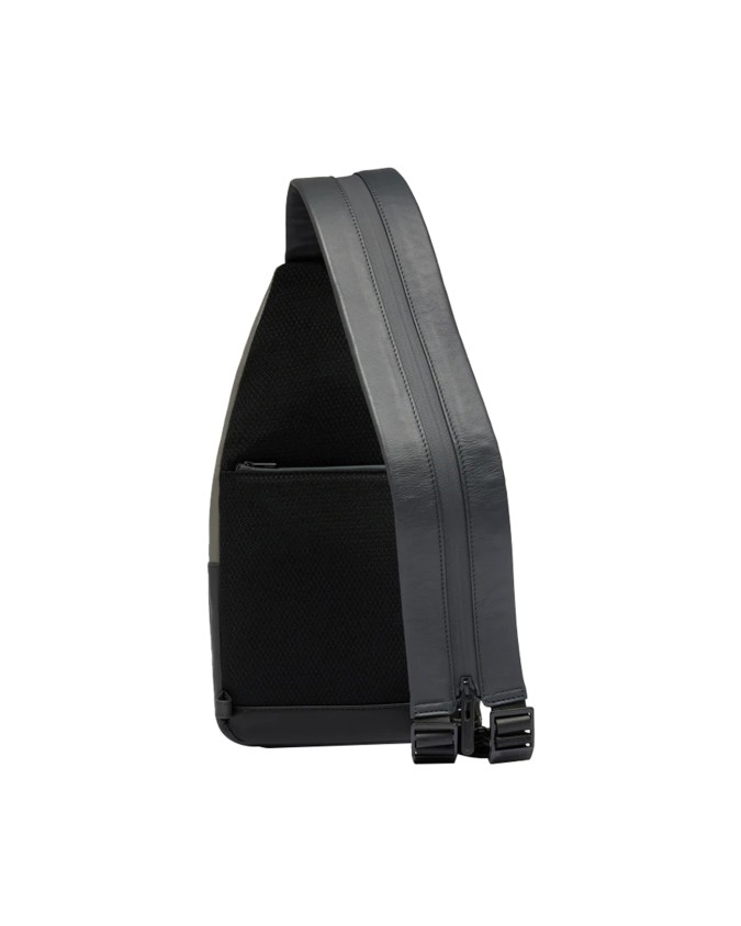  Piquadro - Zaino monospalla uomo in pelle porta iPad® Urban