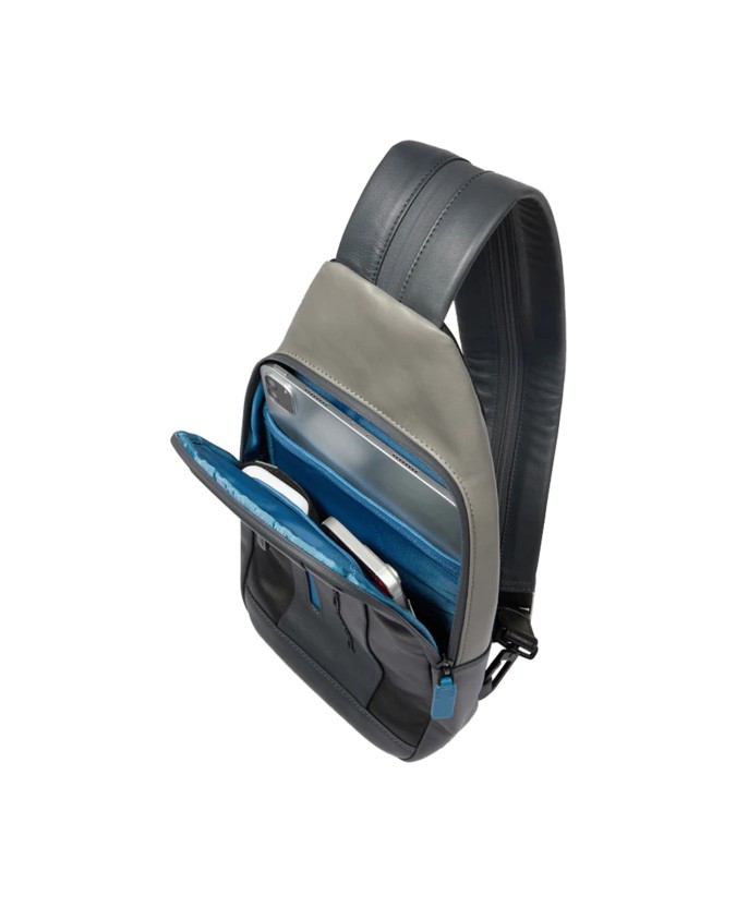  Piquadro - Zaino monospalla uomo in pelle porta iPad® Urban