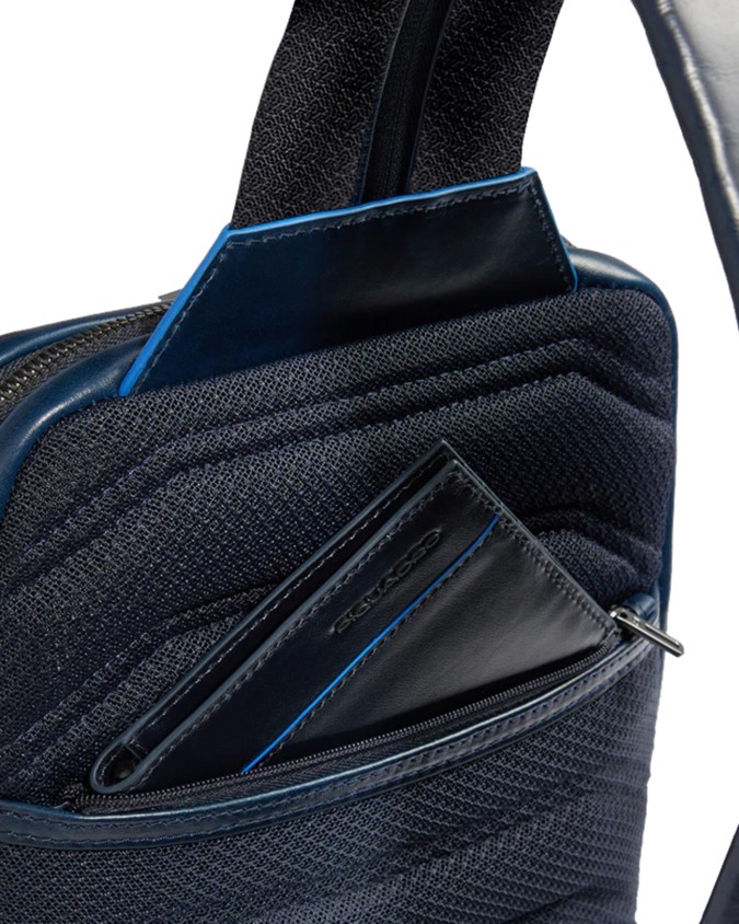  Piquadro - Monospalla in pelle con portabilità a zaino Blue