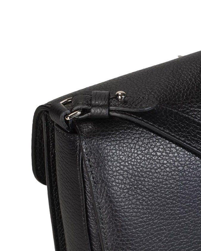  Coccinelle – Borsa a tracolla in pelle con patta C-ME
