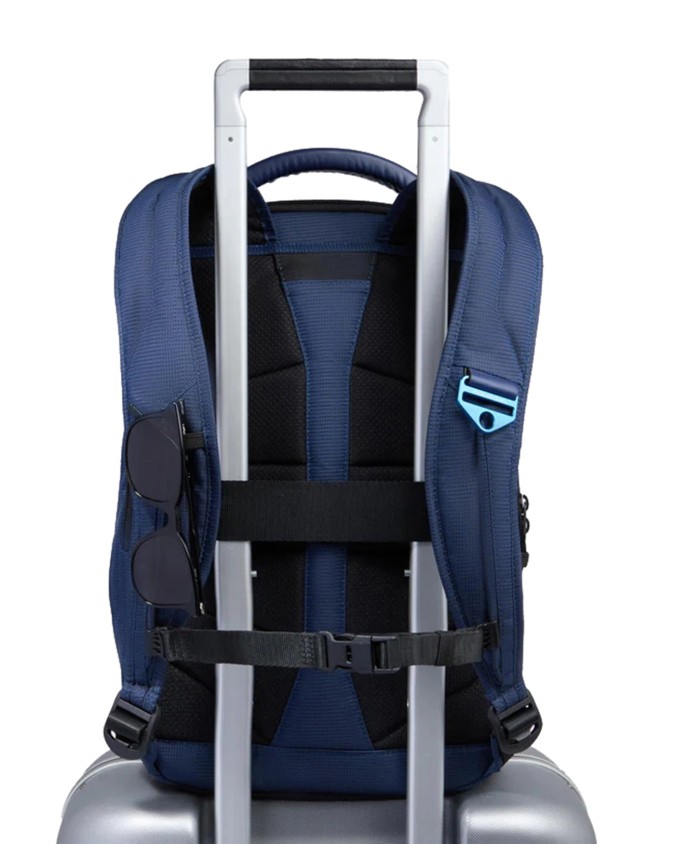  Piquadro – Zaino da viaggio porta pc 14’’ in pelle vegana e