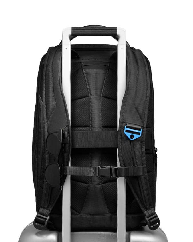  Piquadro – Zaino da viaggio porta pc 15.6’’ in pelle vegana e