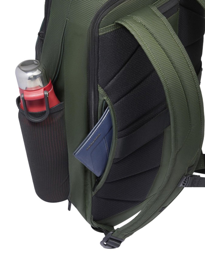  Piquadro – Zaino da viaggio porta pc 15.6’’ in pelle vegana e