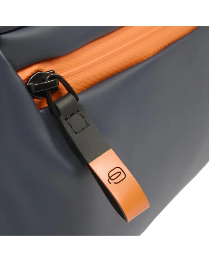Piquadro - Vertikale Herrentasche aus...