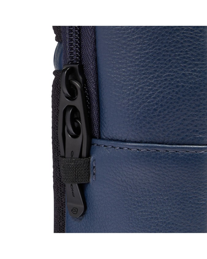 Piquadro - Zaino monospalla uomo in pelle porta iPad® RFID
