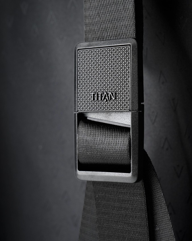  Titan - Trolley Cabina 55 cm in Policarbonato Porta pc 17" 4