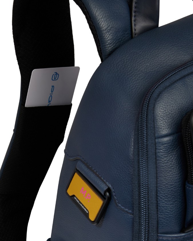 Piquadro - Leather travel backpack with a compartment for a