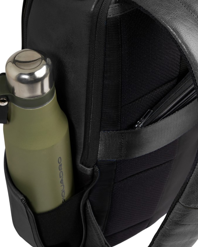  Piquadro - Zaino da viaggio in pelle personalizzabile porta pc