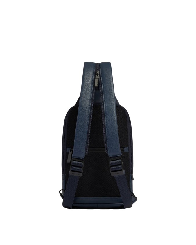  Piquadro - Zaino monospalla uomo in pelle porta iPad®mini AEL