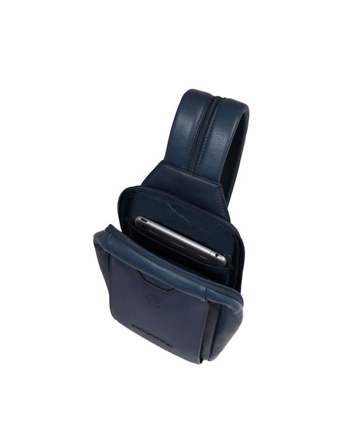  Piquadro - Zaino monospalla uomo in pelle porta iPad®mini AEL