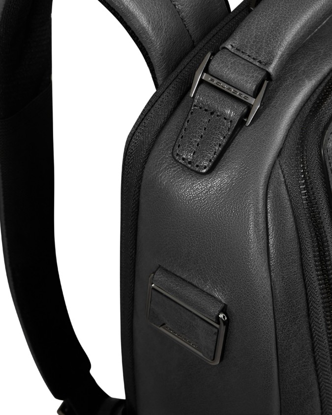  Piquadro - Zaino uomo personalizzabile in pelle porta pc