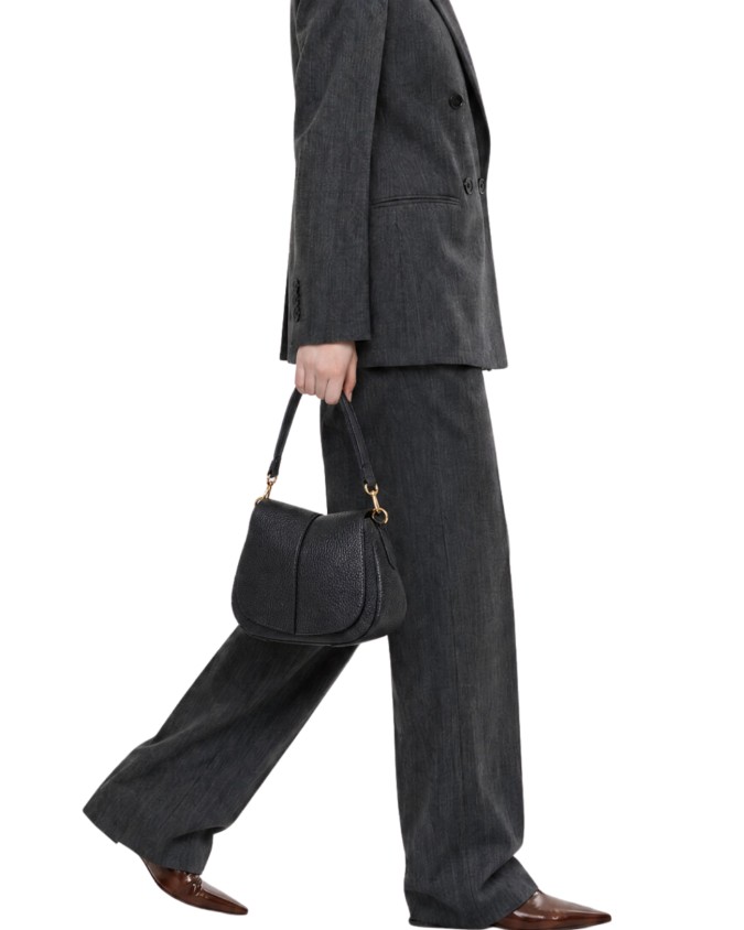 Gianni Chiarini - Maxi-grain leather shoulder bag with shoulder