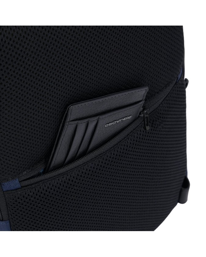 Piquadro  - Zaino monospalla uomo in pelle e tessuto per  iPad®mini